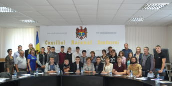 Sesiune de informare privind acordarea granturilor destinate tinerilor antreprenori în cadrul IFAD, or.Donduşeni
